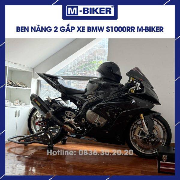 Ben nâng xe BMW S1000RR